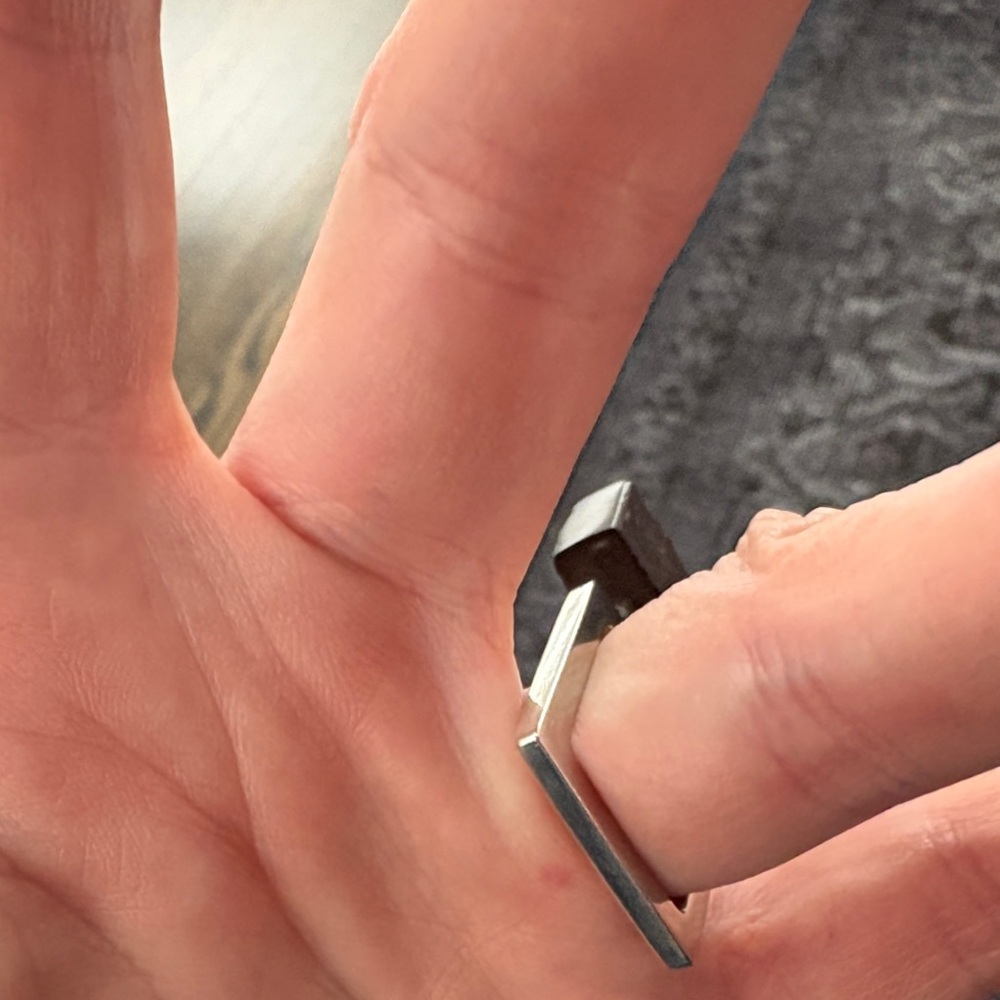 Unique Black Stone Ring - image 4